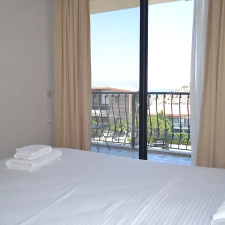 Aymesev Rezidans * Cesme